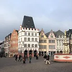 Wohnen Am Trierer Moselufer Apartman *