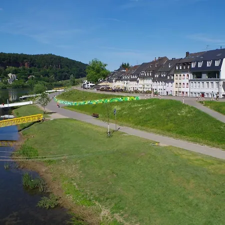 Wohnen Am Trierer Moselufer Lägenhet