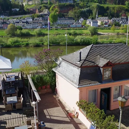 Wohnen Am Trierer Moselufer Lägenhet