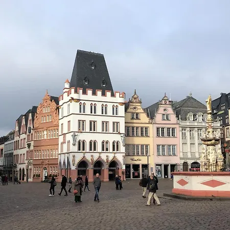 Wohnen Am Trierer Moselufer Apartamento *
