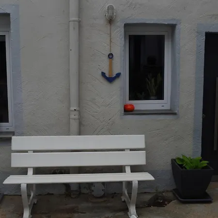 Wohnen Am Trierer Moselufer Lägenhet *