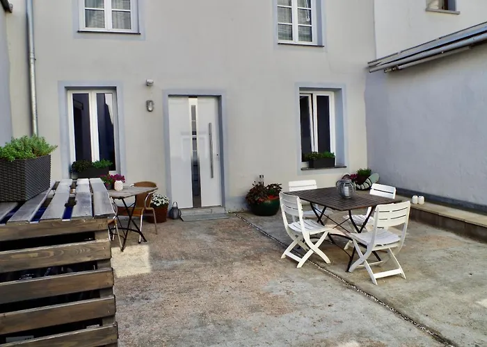 Wohnen Am Trierer Moselufer * Treviri