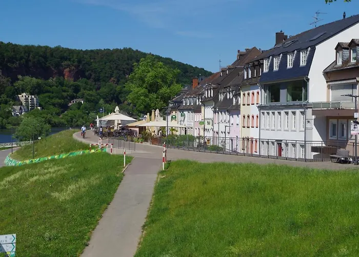 Appartamento Wohnen Am Trierer Moselufer *