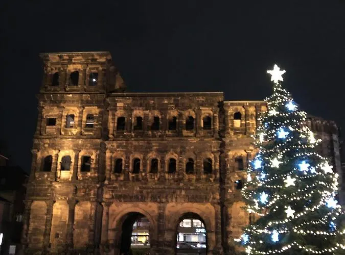 Wohnen Am Trierer Moselufer Treviri